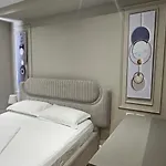 Eagle Nest Apartment *