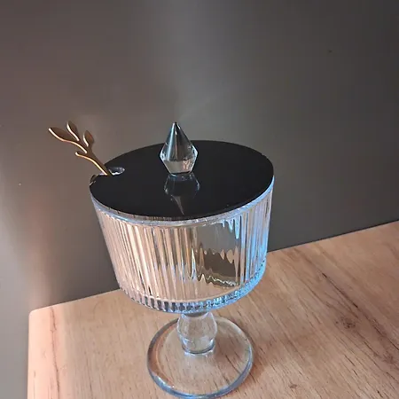 Eagle Nest * Тирана