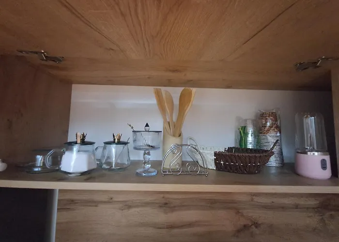 Eagle Nest * تيرانا